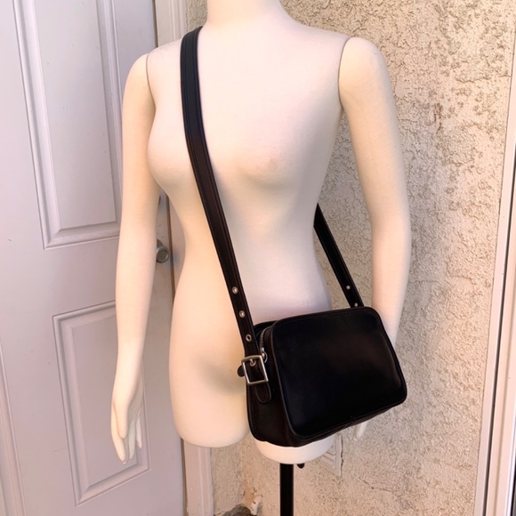 Vintage black Coach 'Legacy East West Compartment Bag No. 9164' - Picture 12 of 13